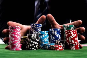 Poker là trò chơi game bài có nhiều yếu tố thu hút game thủ